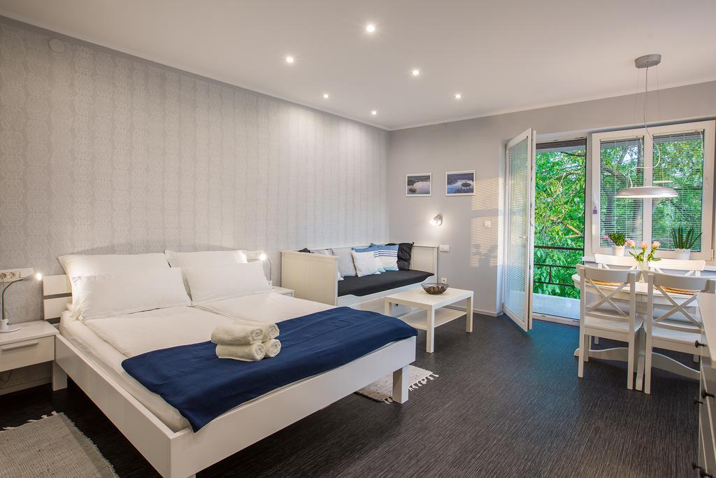 Apartmaji Koman Bled Exteriör bild